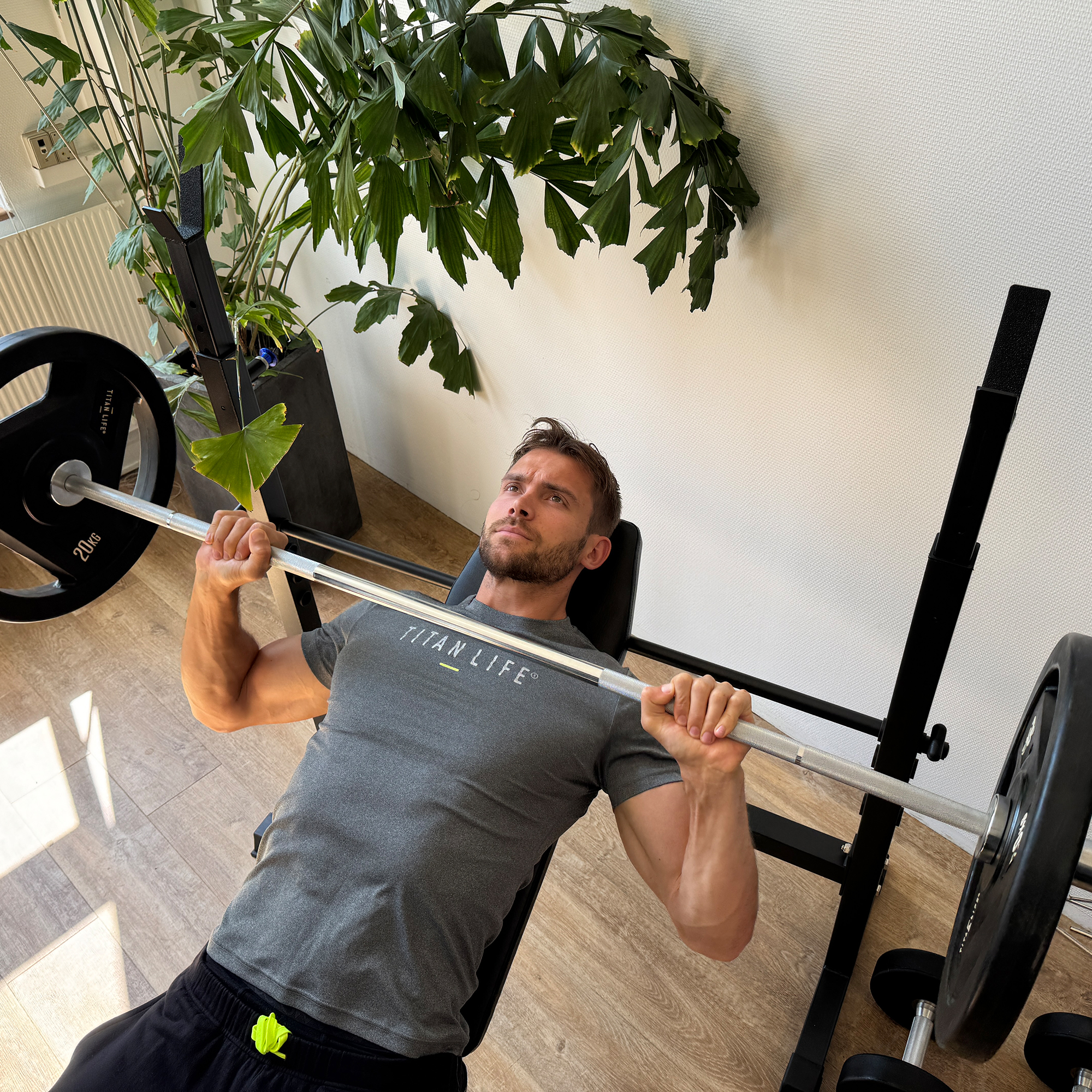 TITAN LIFE Essential Bench II 