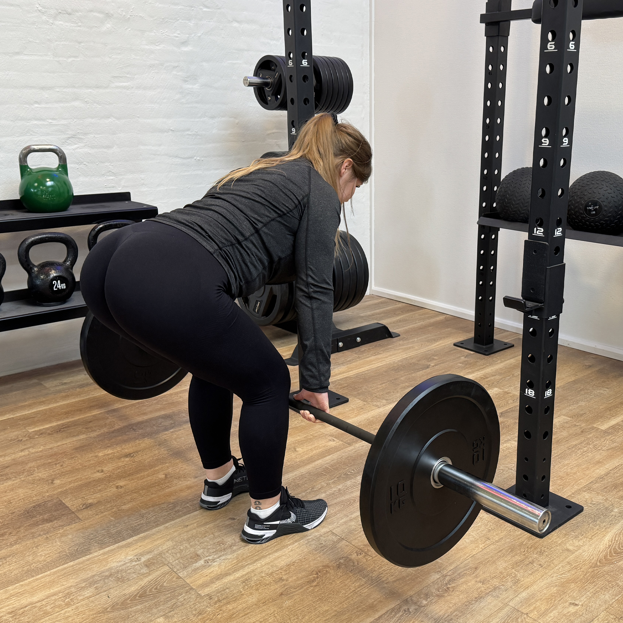 TITAN LIFE Bumper Plate 10 kg, Set of 2