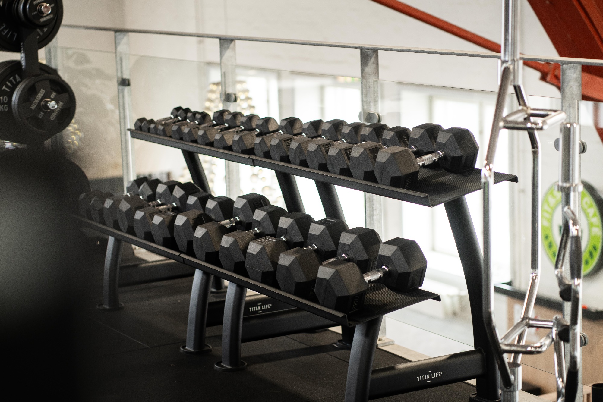 TITAN LIFE PRO Hex Dumbbell Rack